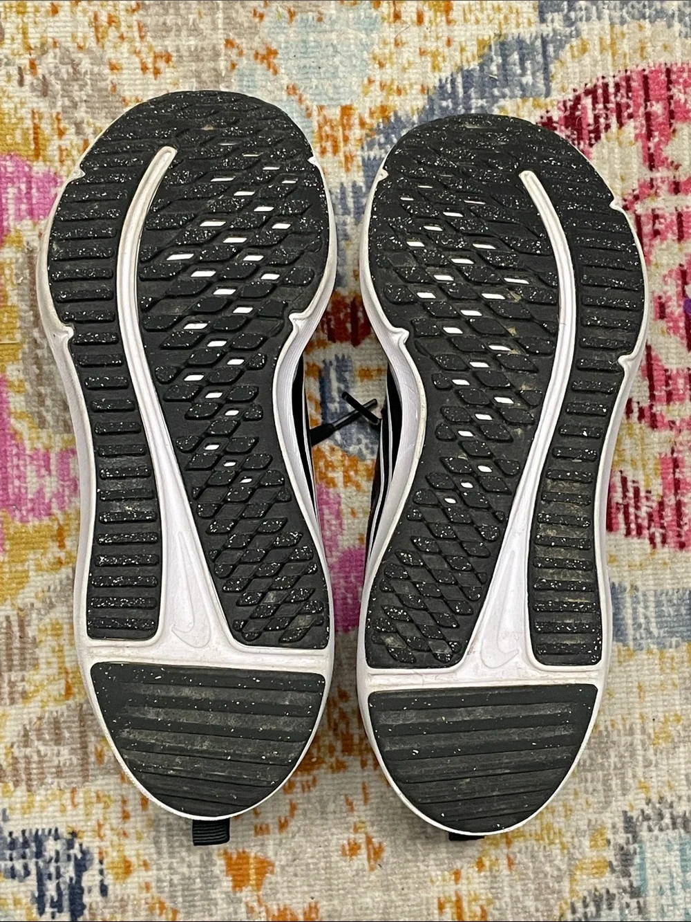 Boys Nike  4.5Y Cosmic Runner